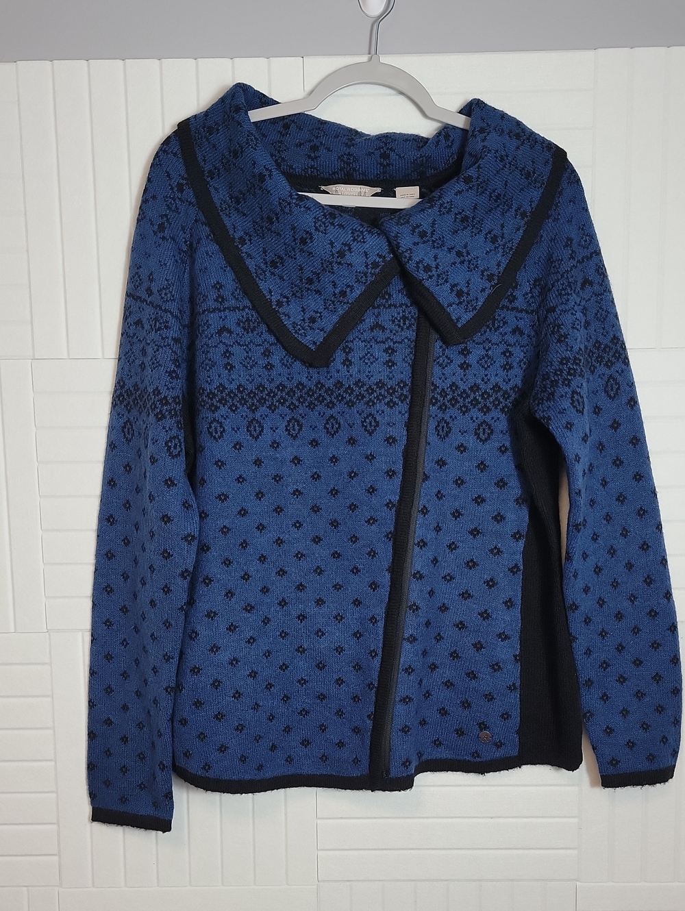 Royal Robbins Black And Blue Asymmetrical Zip Cardigan Sweater Size XL